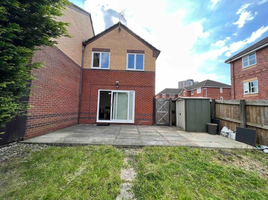 3 Bedroom House With Parking Mánchester Exterior foto
