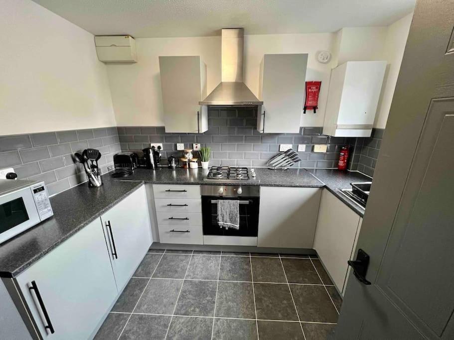 3 Bedroom House With Parking Mánchester Exterior foto