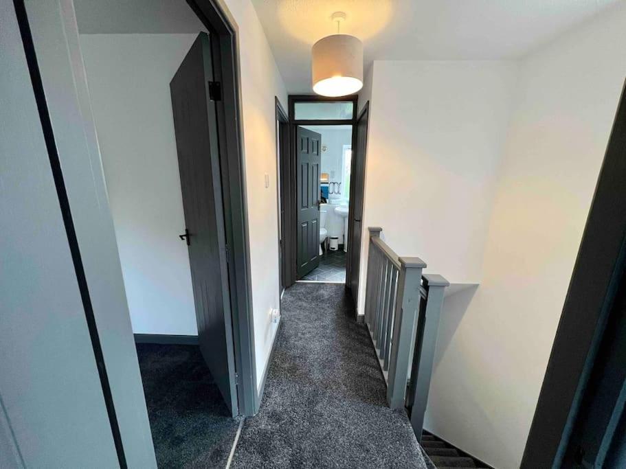 3 Bedroom House With Parking Mánchester Exterior foto